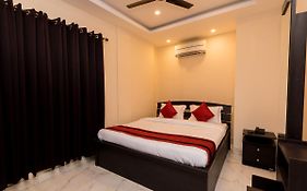 Super Hotel O New Alipore